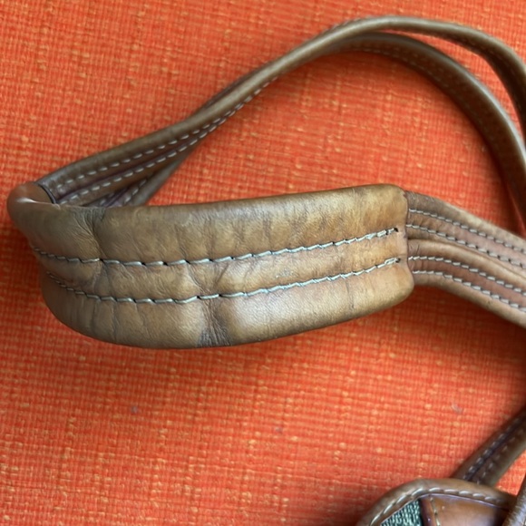 Vintage Tommy Bahama Carpet Leather Purse - Picture 5 of 11